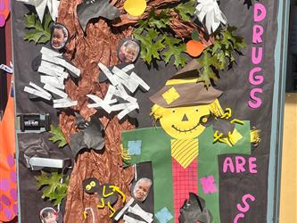 classroom 8 door contest